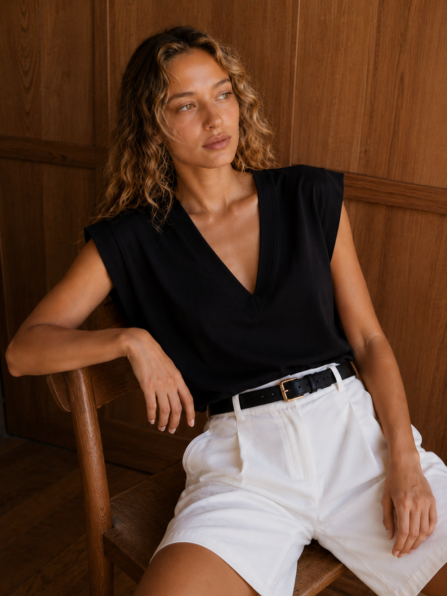 Signature Shoulders V neck
