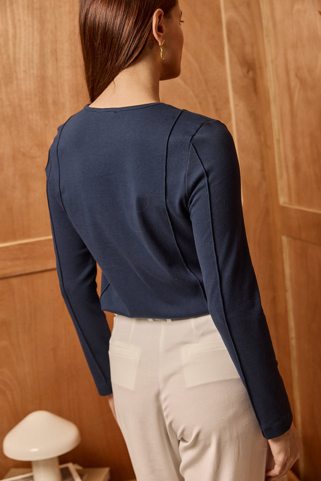 The Sculpted Top - crew neck