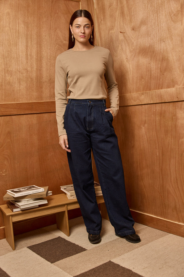 HOS Pleated Straight Denim