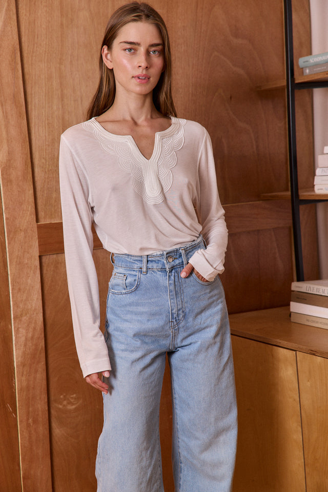 HOS Embroidery Contour