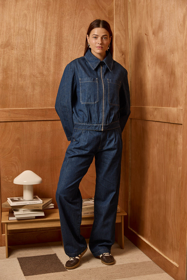HOS Pleated Straight Denim