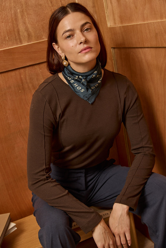 The Sculpted Top - crew neck