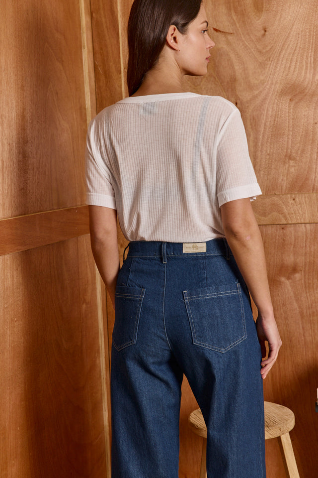 Supreme Tee - V neck