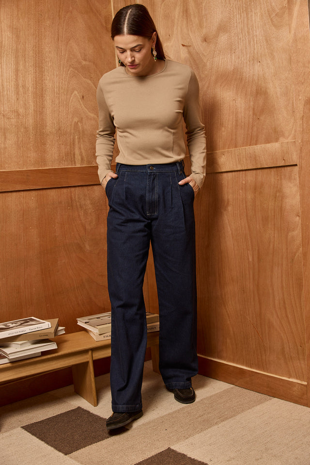 HOS Pleated Straight Denim