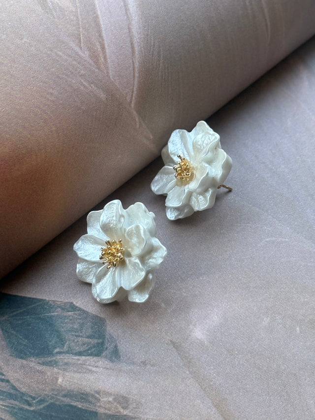 The lotus Earrings
