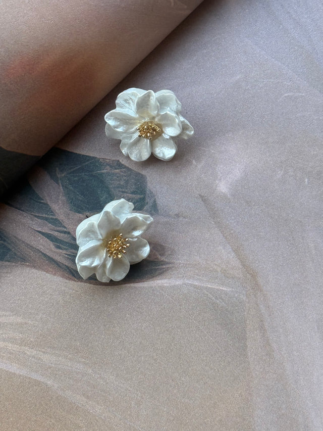 The lotus Earrings