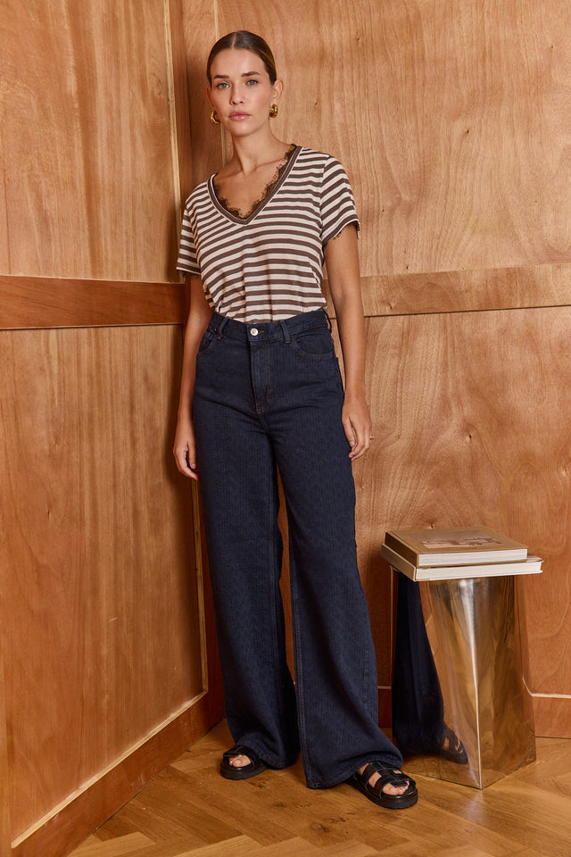 Essential Striped Lace