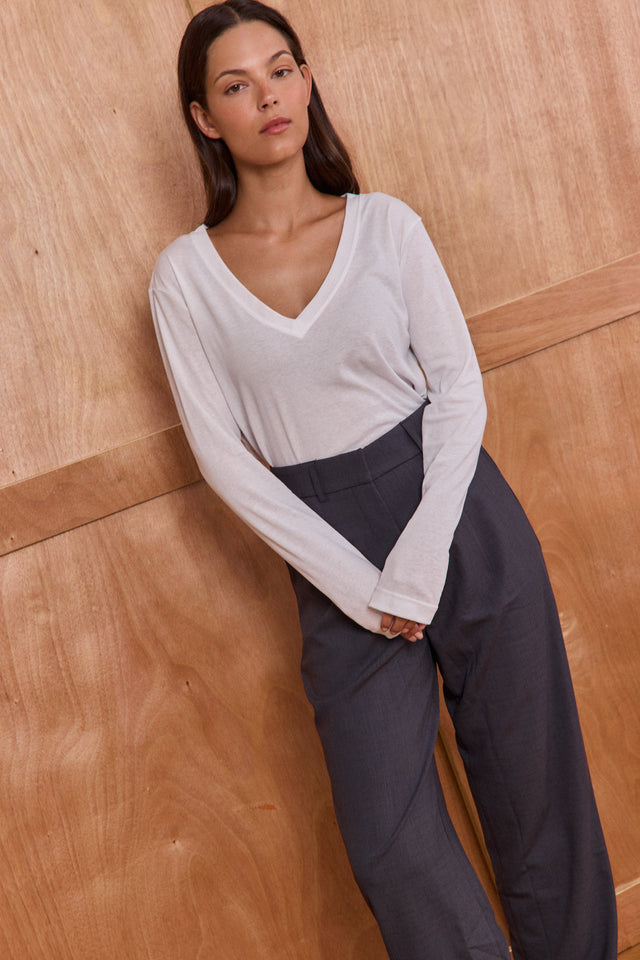 HOS Second Skin V-Neck