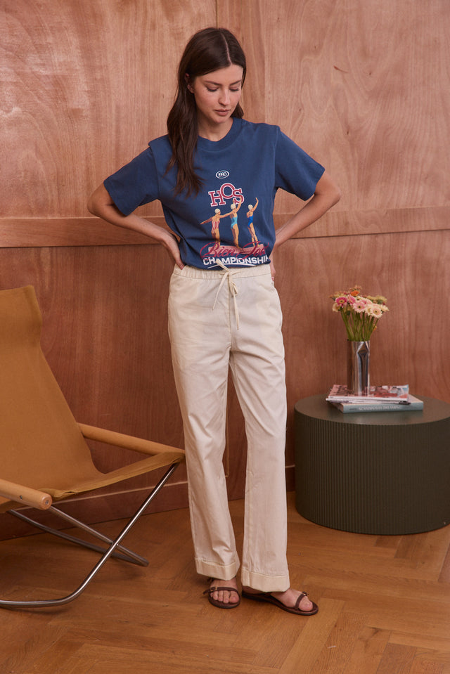 The White Draw-String