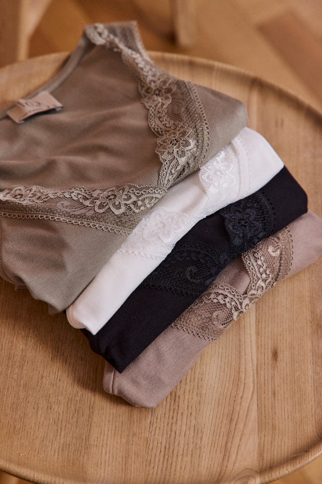 Delicate Intentions Top