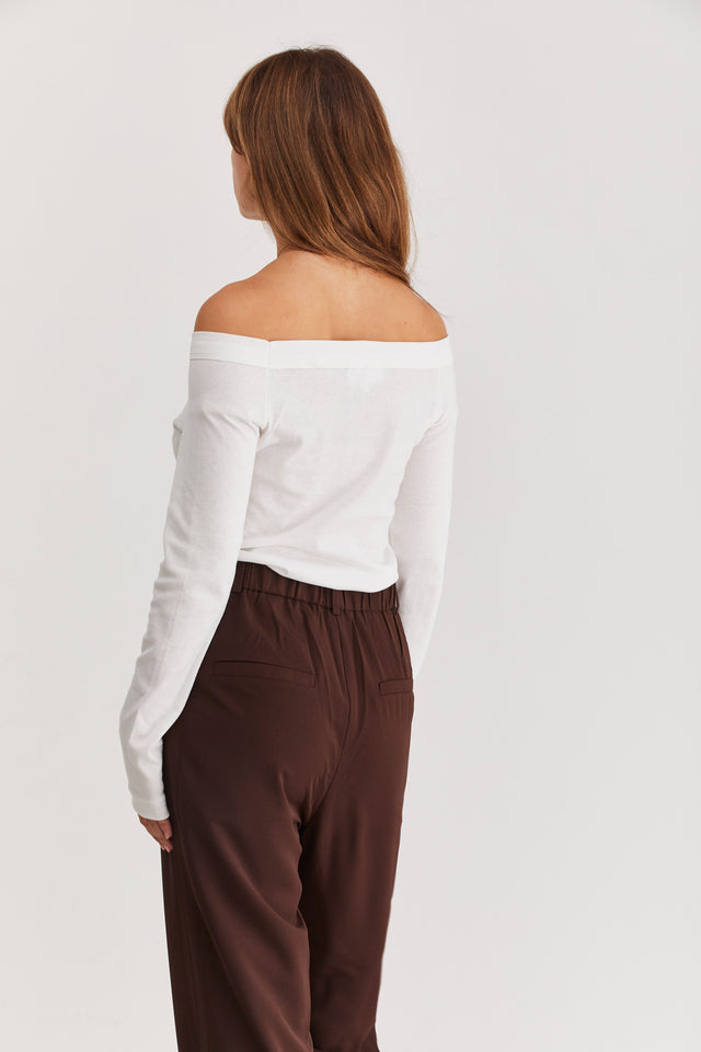 Off Shoulder Must Have
