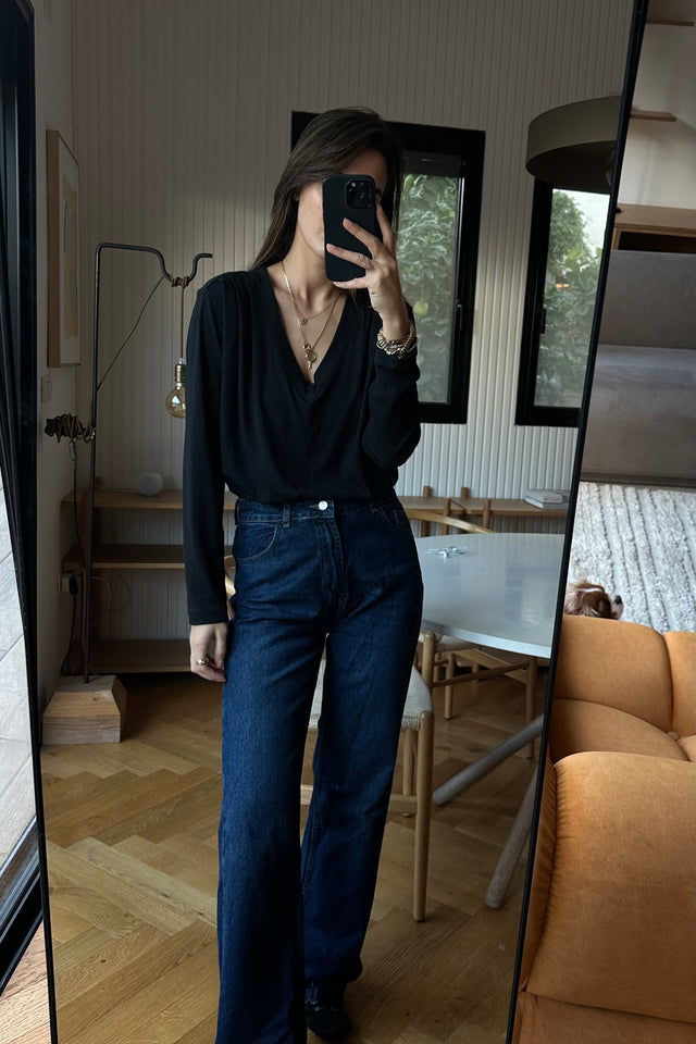 HOS Amazing Royal Top - V Neck