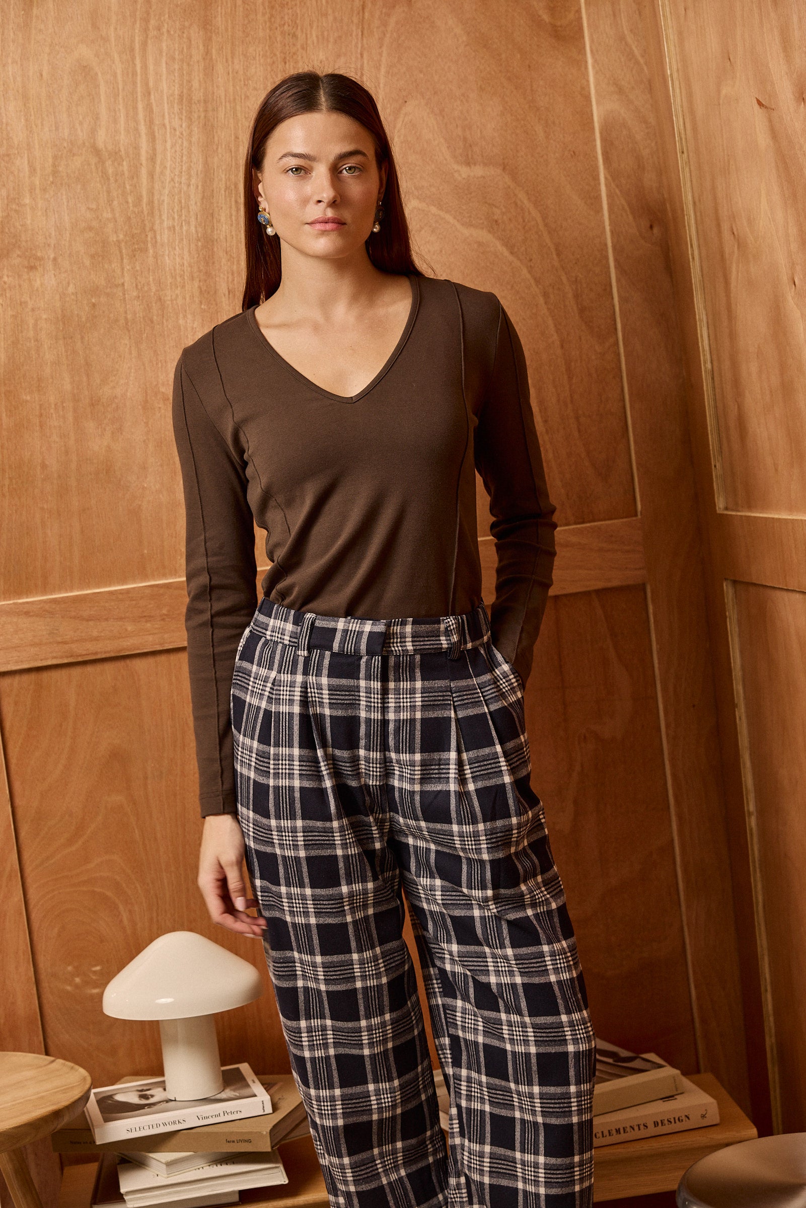 The Sculpted Top - V neck