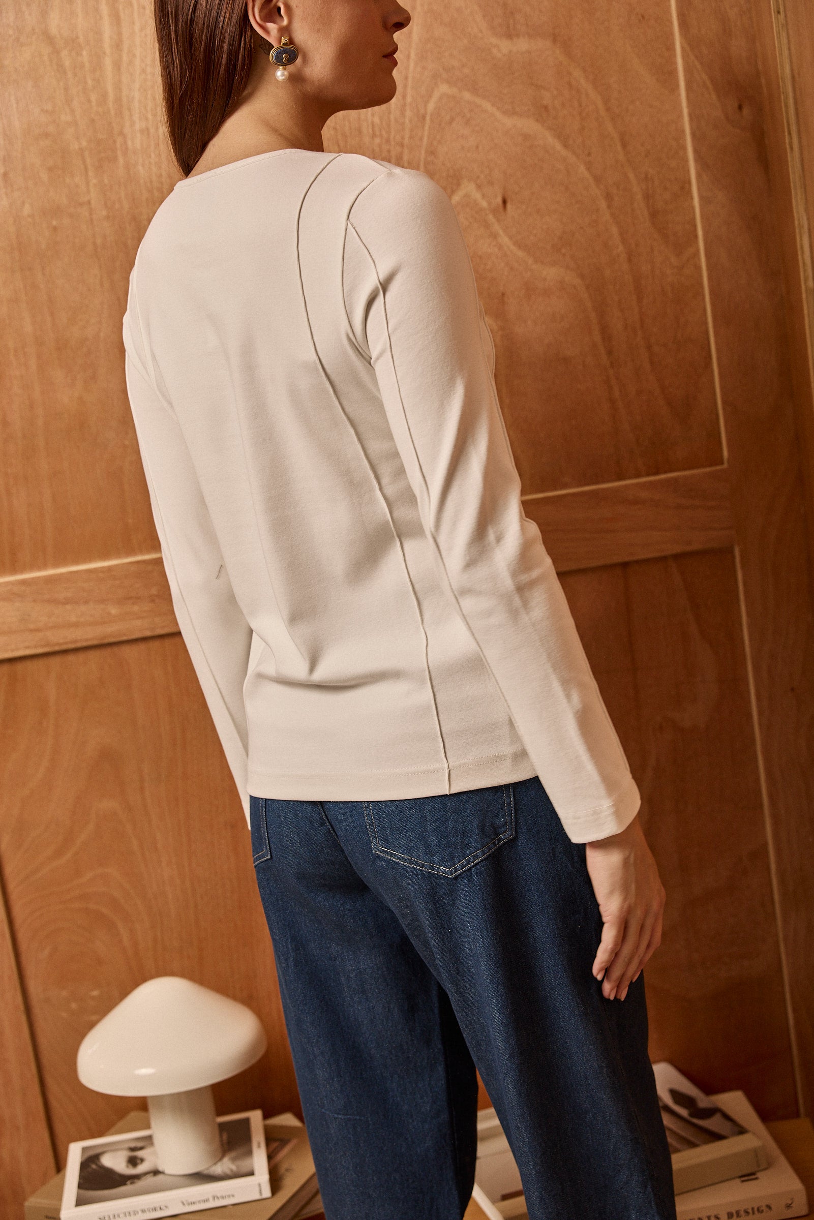 The Sculpted Top - crew neck