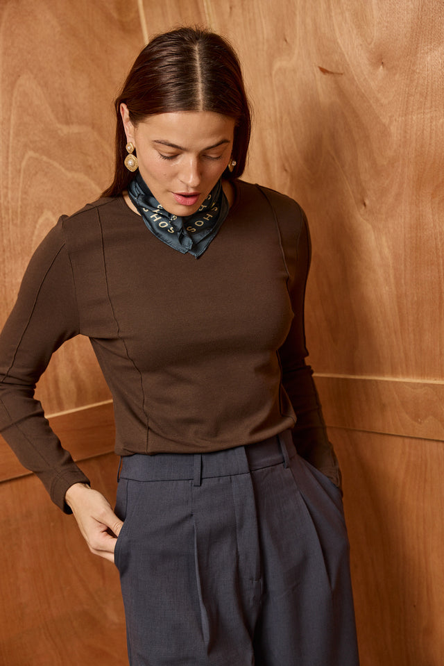 The Sculpted Top - crew neck