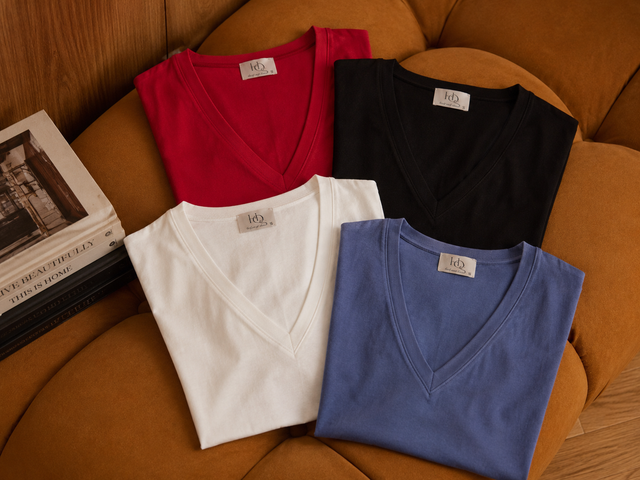 Signature Shoulders V neck