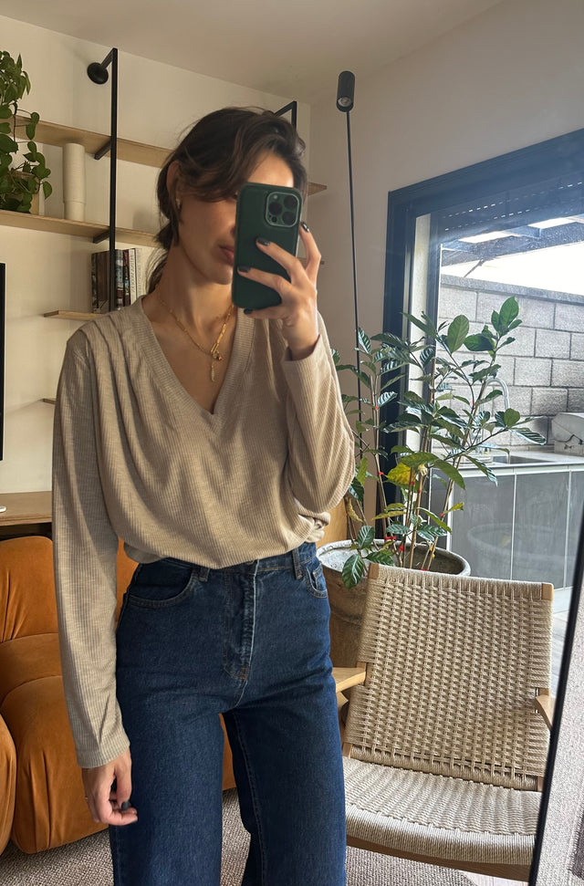 HOS Amazing Royal Top - V Neck