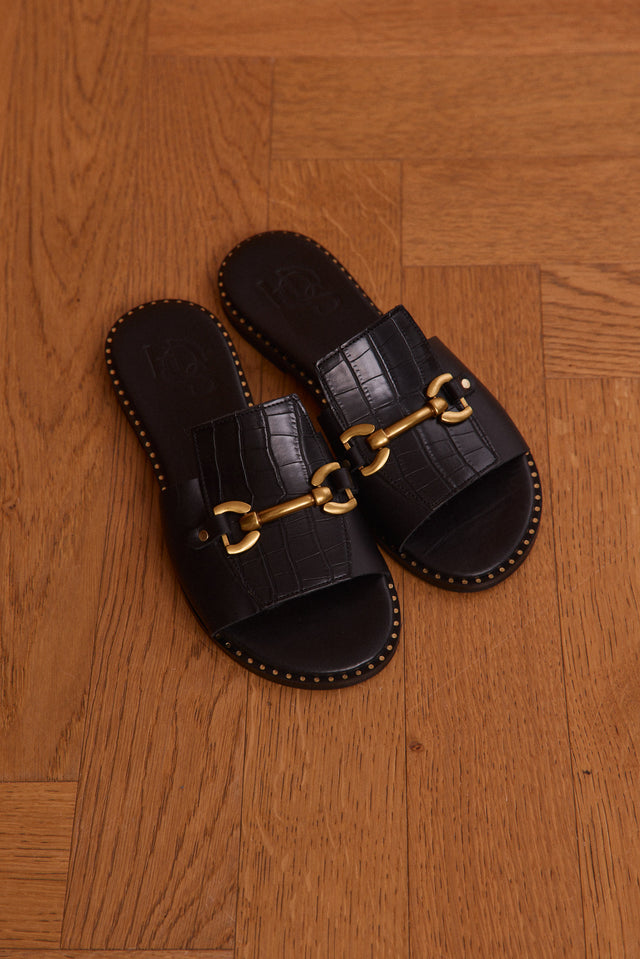 Renne Sandals