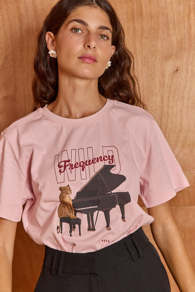 The Pianist Tee - Pink