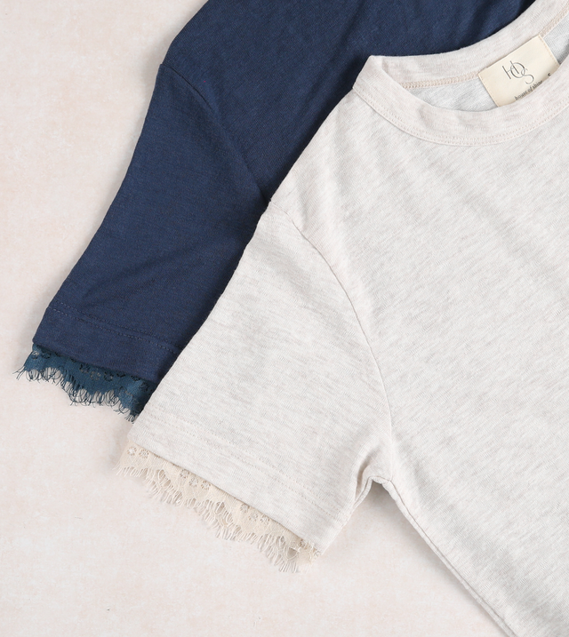 The Essential Lace - Crew Neck