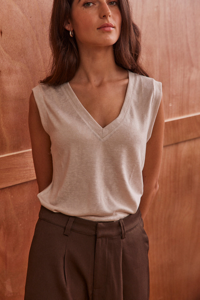 Essential Linen V Tank Top