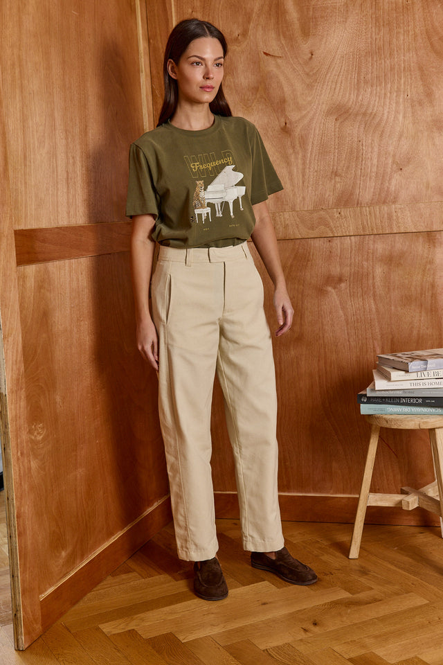 The Pianist Tee - Olive