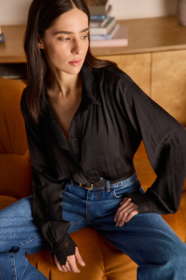 Silky Femme Blouse