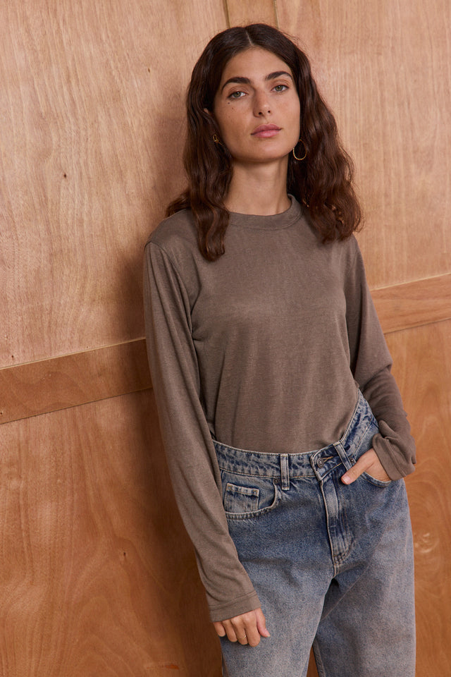 The Essential Top - Crew Neck