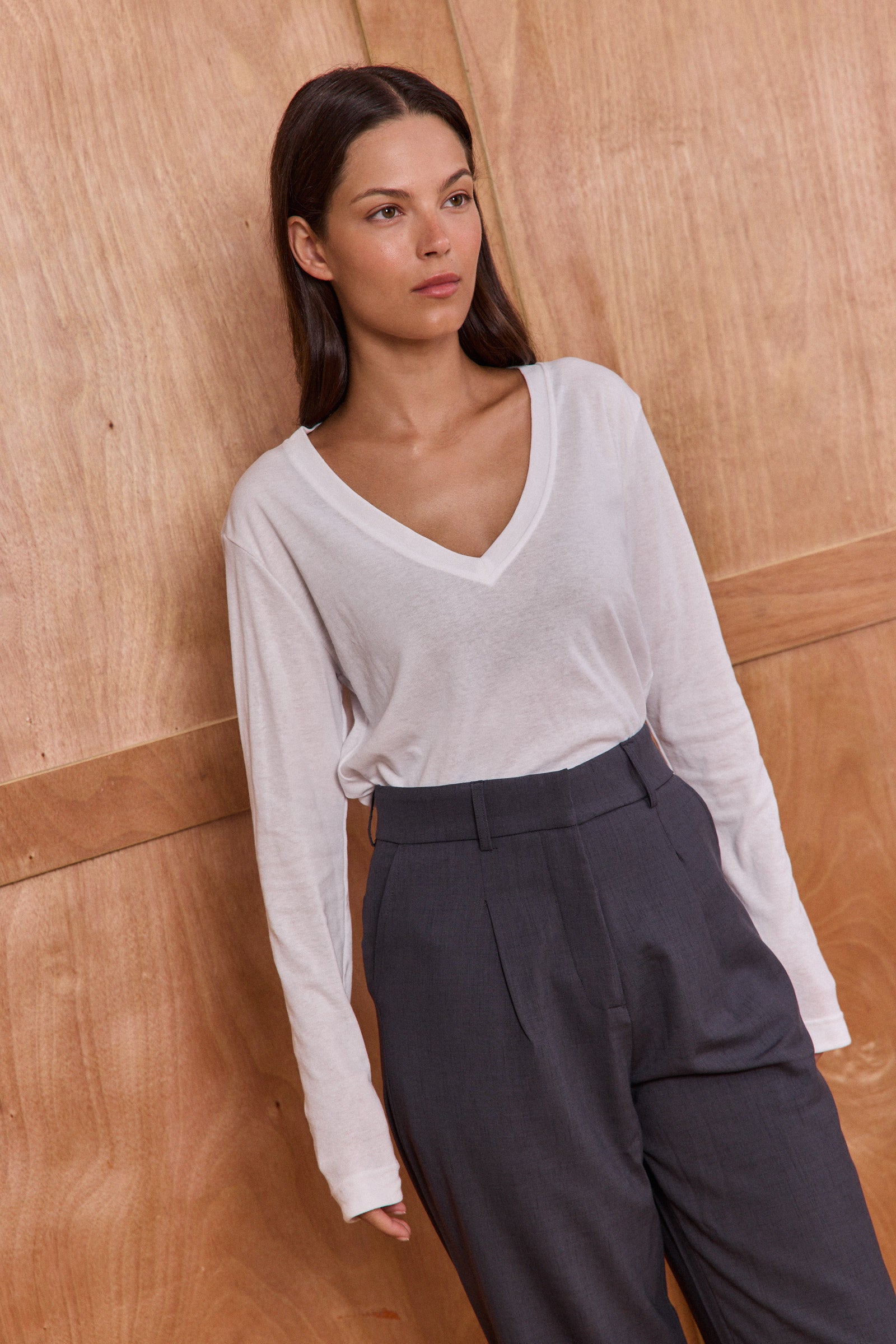 HOS Second Skin V-Neck