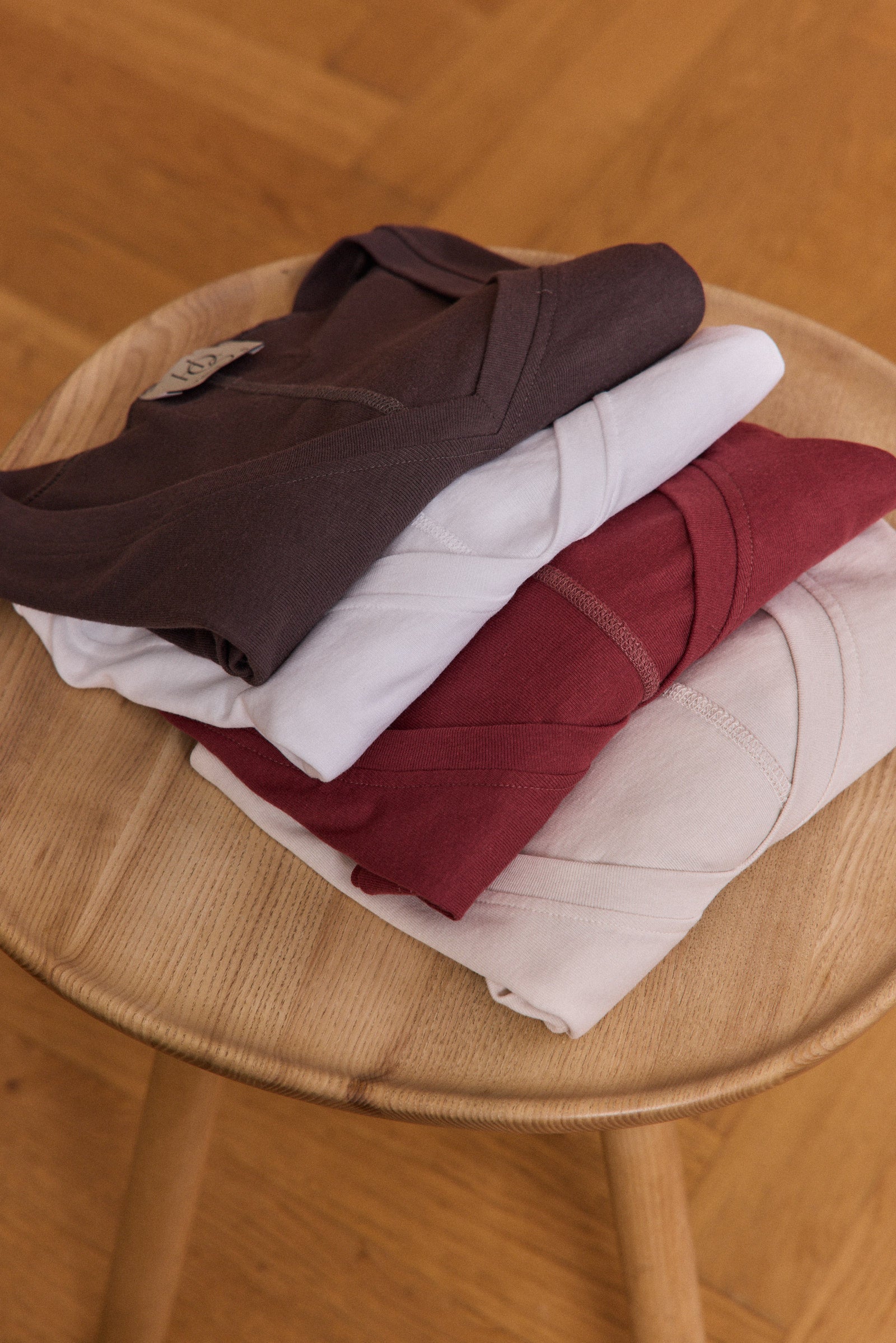 HOS Second Skin V-Neck