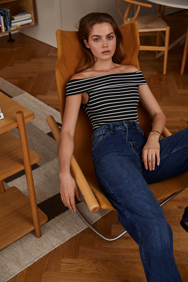 Off Shoulders Top