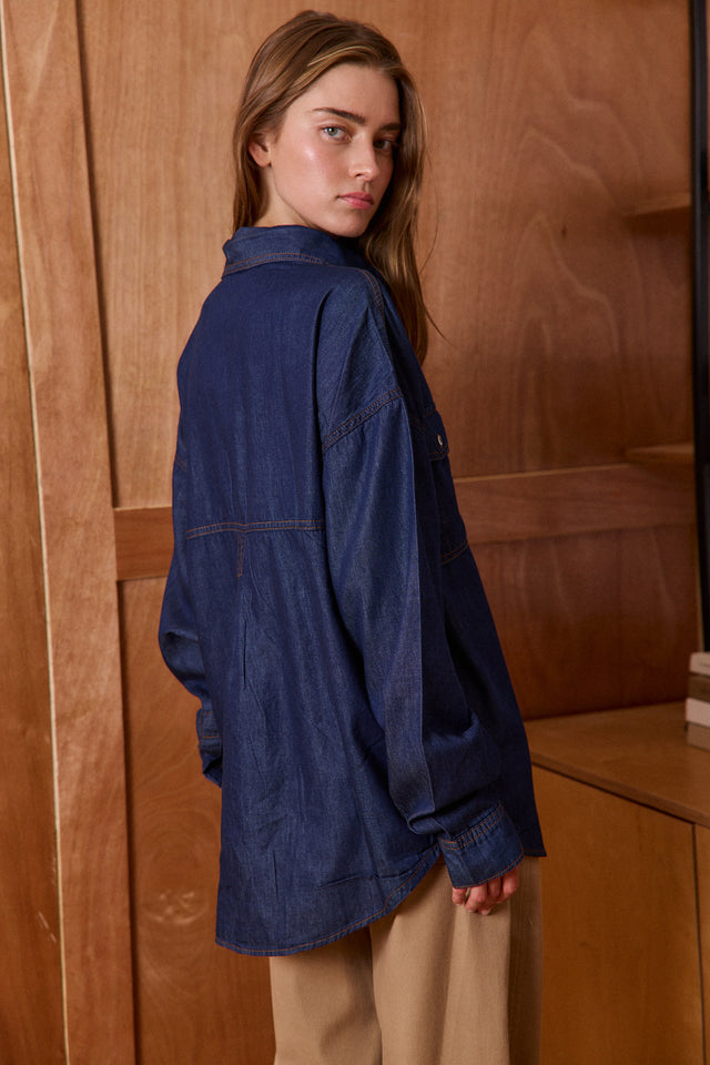 HOS boyfriend jeans shirt