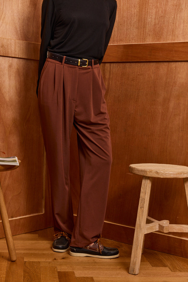 Loose Flow-Form Trousers