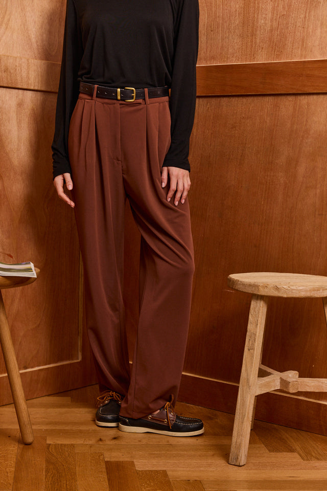 Loose Flow-Form Trousers