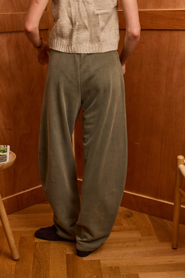 Premium LuxFlow Barrel Pants